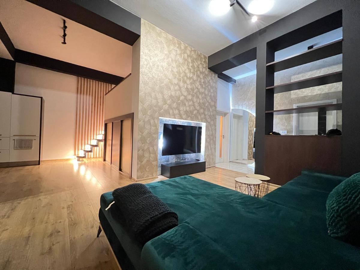Apartment House Nová Dubnica Zewnętrze zdjęcie