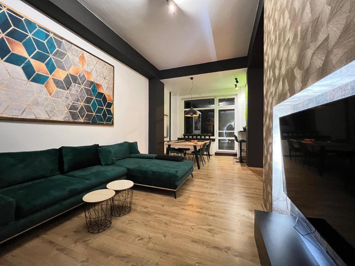 Apartment House Nová Dubnica Zewnętrze zdjęcie